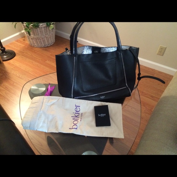 ๐๐๐Botkier shark bite๐๐๐ - Picture 2 of 4